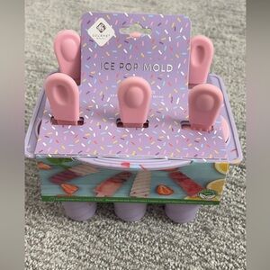 NWT Pink and Purple Ice Pop Mold (6 PC SET)